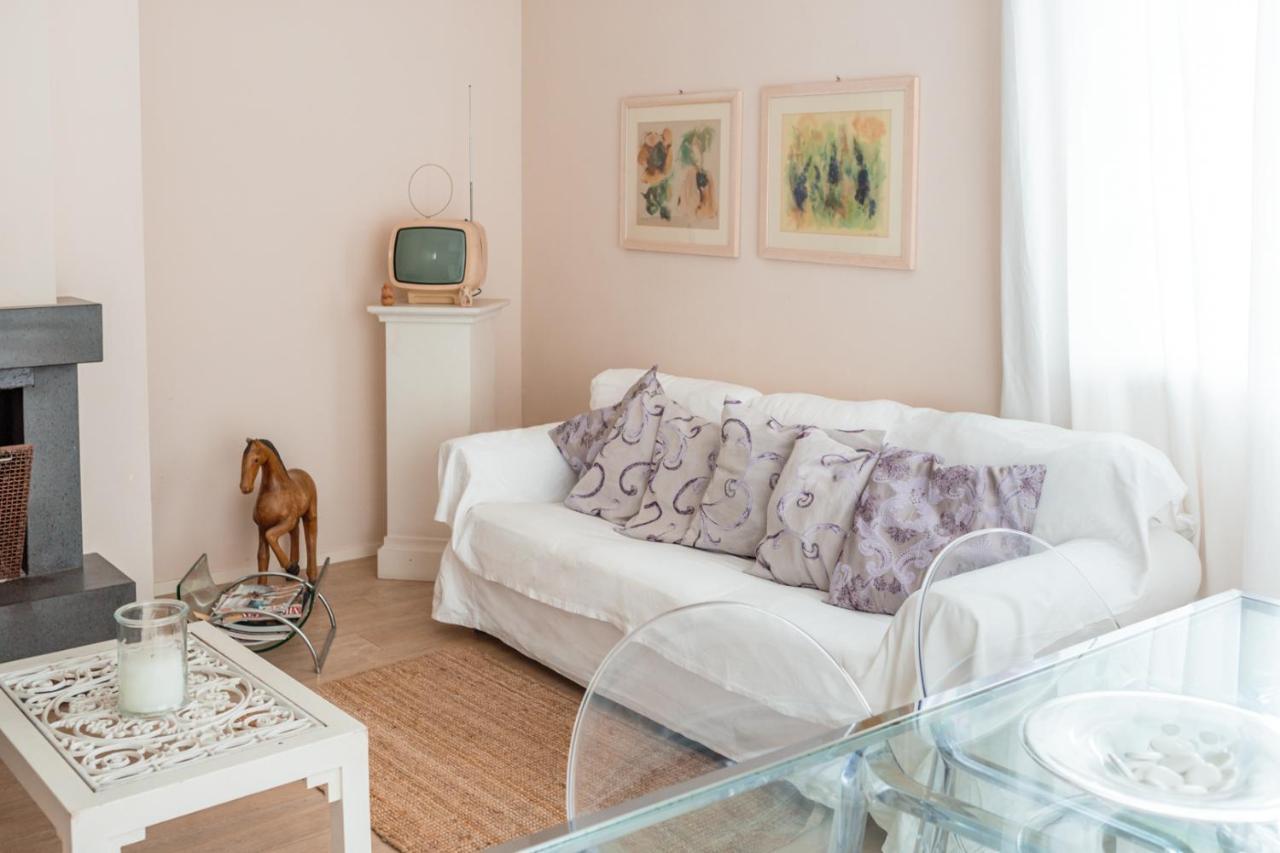 Villa Savarino Vittoria Exteriör bild
